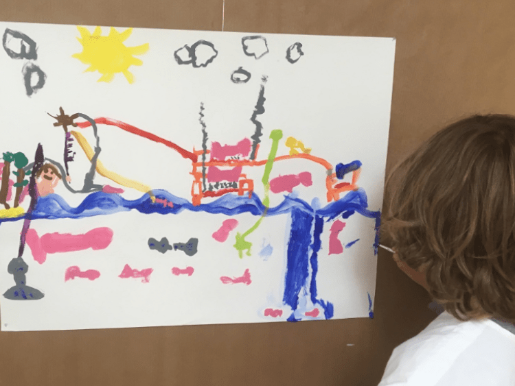 art-therapie-seance-peinture-enfant-pontivy